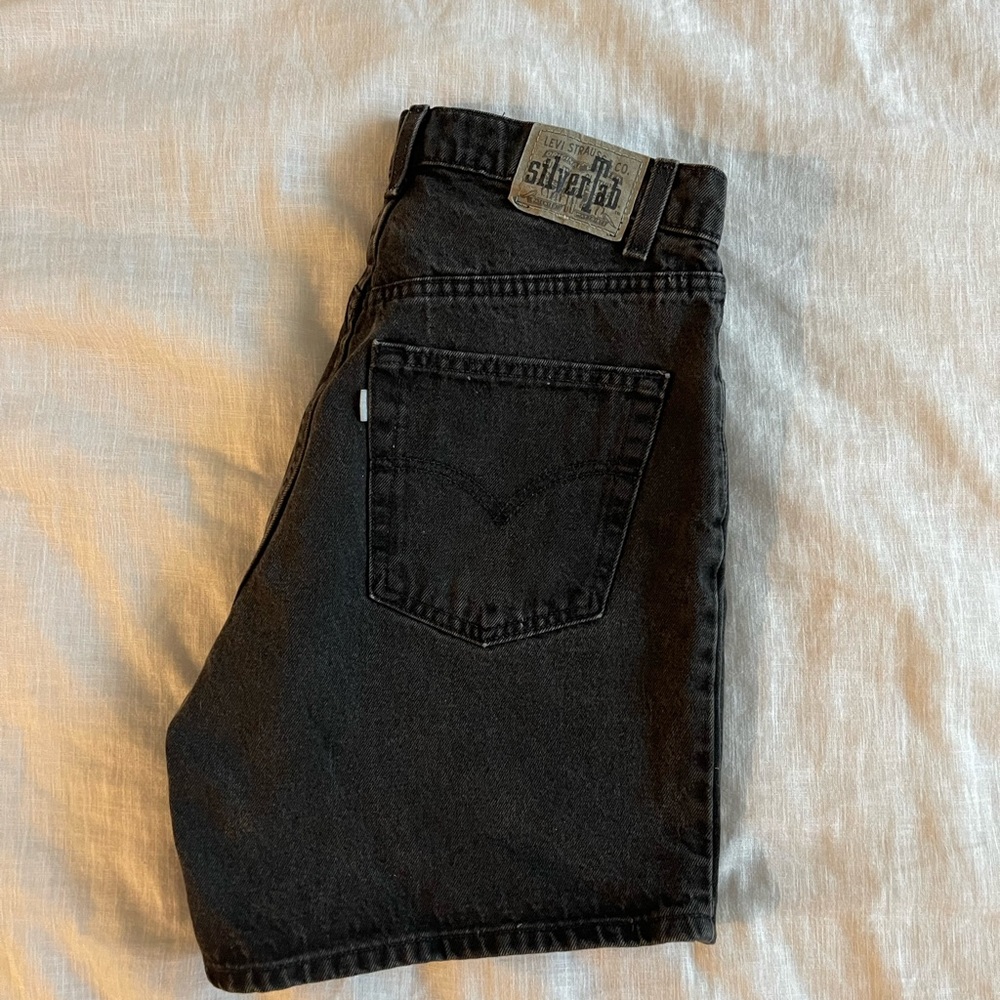 Black Levi’s Mom Shorts